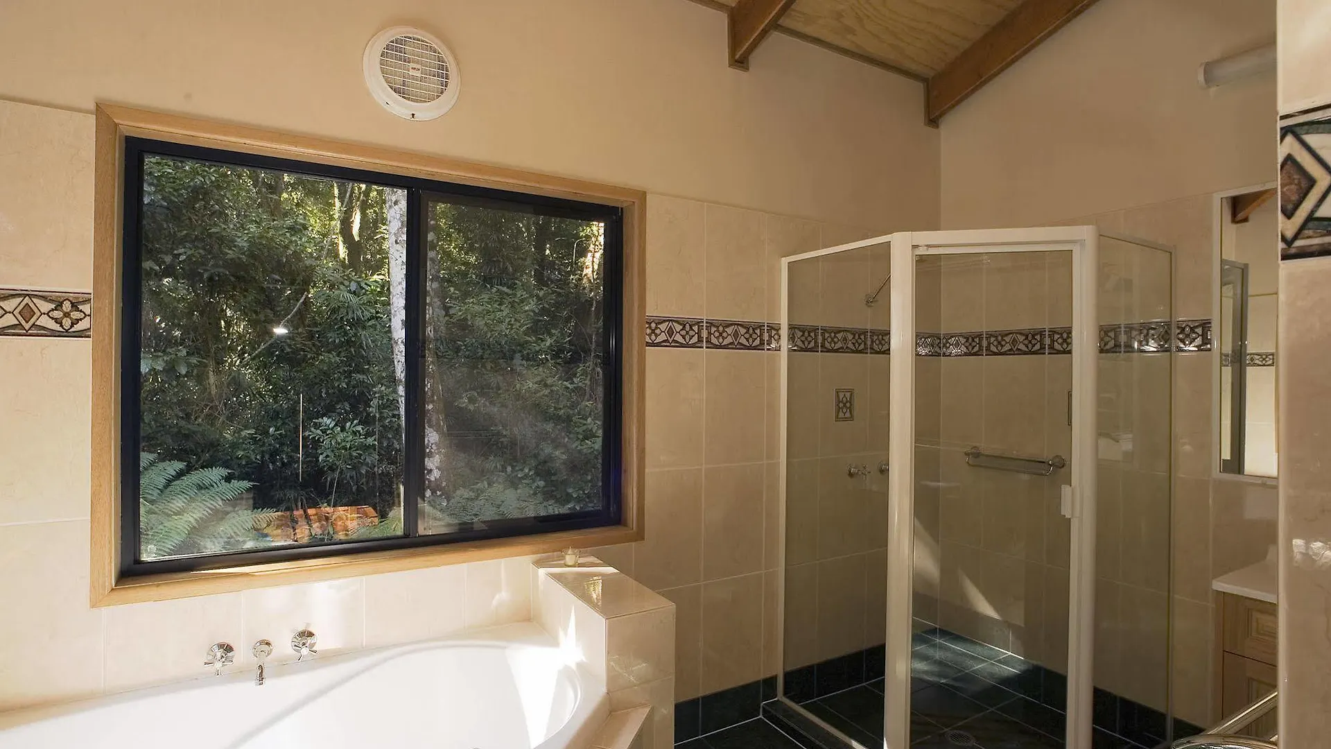 بيت خشبي فيلا Springbrook Lyrebird Retreat